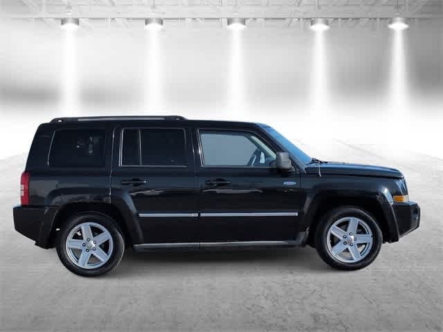 Thumbnail: 2010 Jeep Patriot - 9