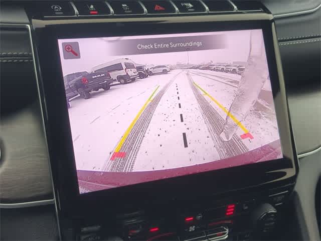 Thumbnail: 2025 Jeep Grand Cherokee - 31