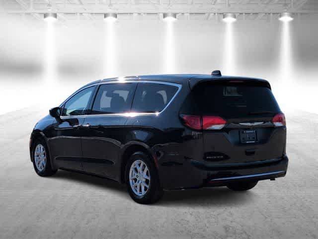 Thumbnail: 2020 Chrysler Pacifica - 6