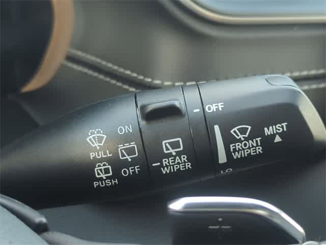 Thumbnail: 2025 Jeep Grand Cherokee L - 21