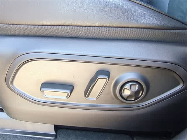 Thumbnail: 2025 Jeep Grand Cherokee - 17