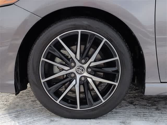 Thumbnail: 2023 Toyota Camry - 14