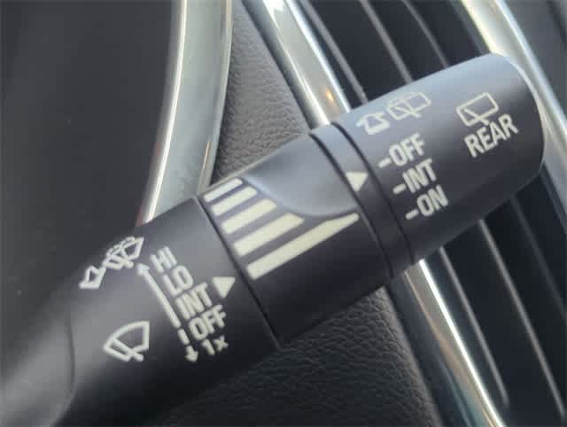 Thumbnail: 2019 Chevrolet Equinox - 25