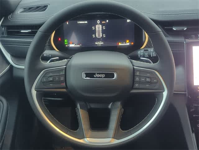 Thumbnail: 2025 Jeep Grand Cherokee - 15