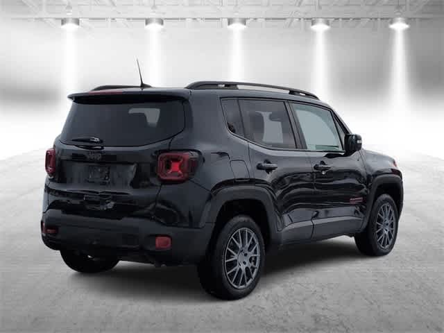 Thumbnail: 2019 Jeep Renegade - 8