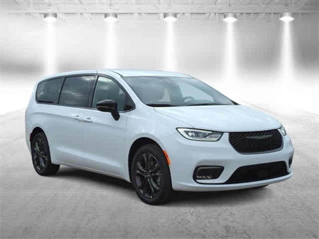 New 2026 Chrysler Pacifica Select Passenger Van