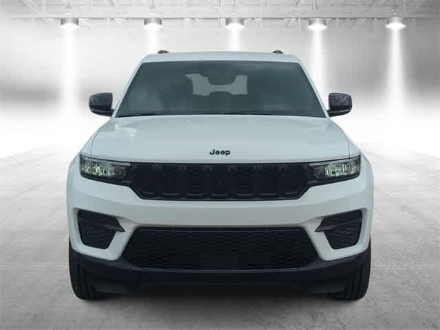 Thumbnail: 2025 Jeep Grand Cherokee - 3