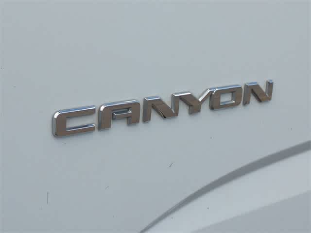 Thumbnail: 2015 GMC Canyon - 13