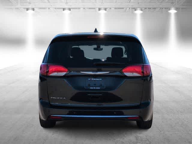 Thumbnail: 2020 Chrysler Pacifica - 7