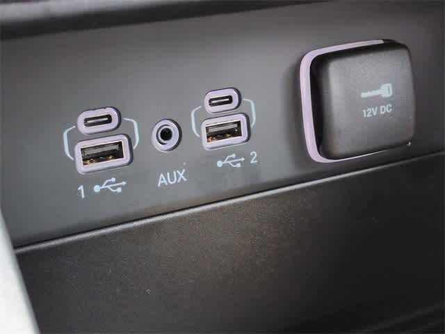 Thumbnail: 2025 Jeep Grand Cherokee - 33