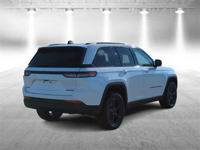 Thumbnail: 2025 Jeep Grand Cherokee - 8