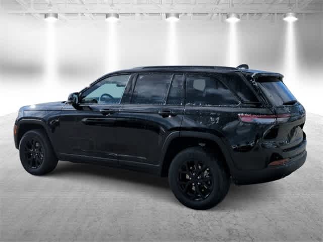 Thumbnail: 2025 Jeep Grand Cherokee - 6