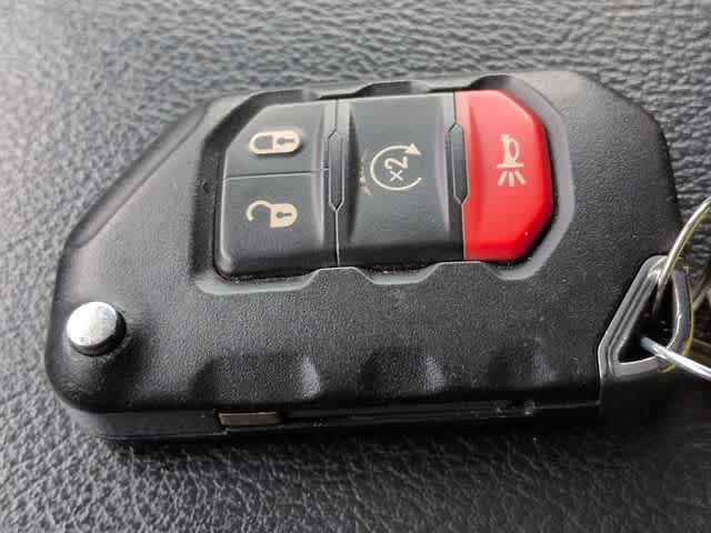 Thumbnail: 2018 Jeep Wrangler - 36