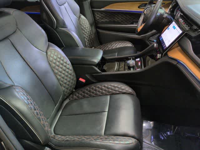 Thumbnail: 2023 Jeep Grand Cherokee - 23