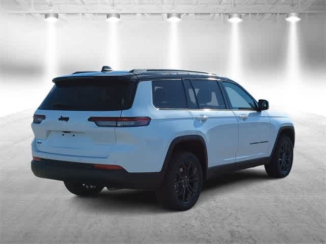 Thumbnail: 2025 Jeep Grand Cherokee L - 8