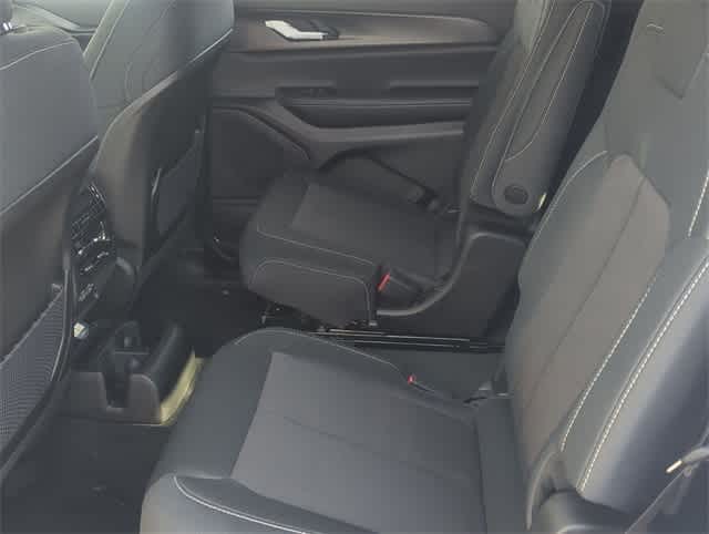 Thumbnail: 2025 Jeep Grand Cherokee L - 20