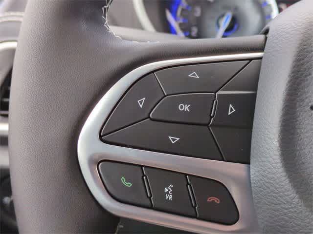 Thumbnail: 2026 Chrysler Pacifica - 26