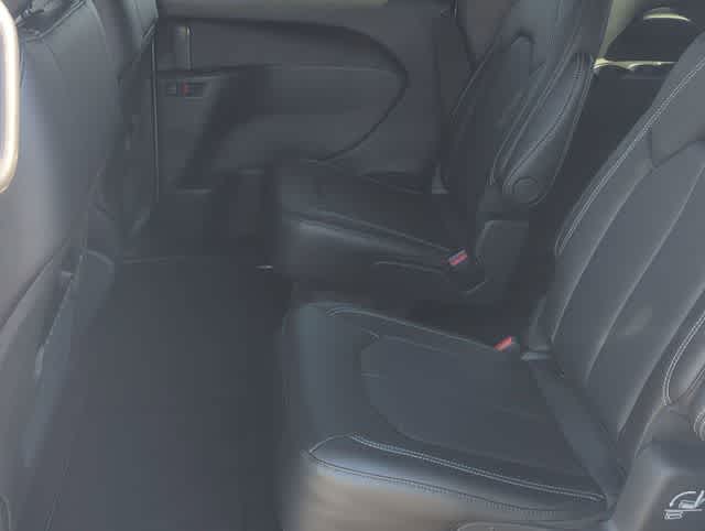 Thumbnail: 2026 Chrysler Voyager - 19