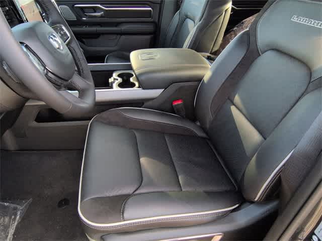 Thumbnail: 2026 RAM 1500 - 17