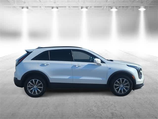 Thumbnail: 2023 Cadillac XT4 - 9