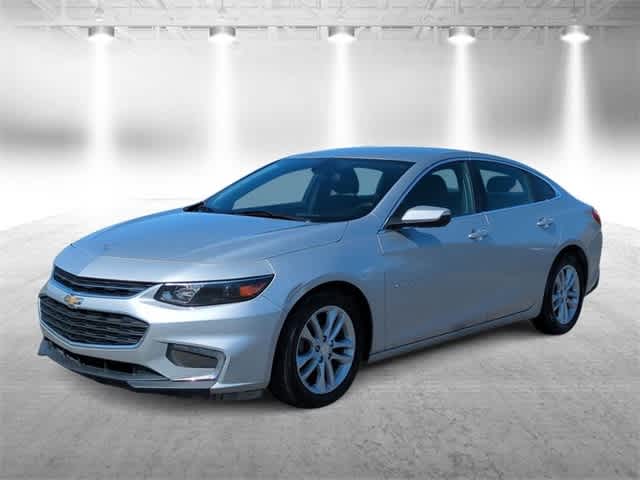 Thumbnail: 2016 Chevrolet Malibu - 4