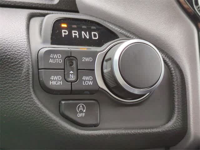 Thumbnail: 2026 RAM 1500 - 32