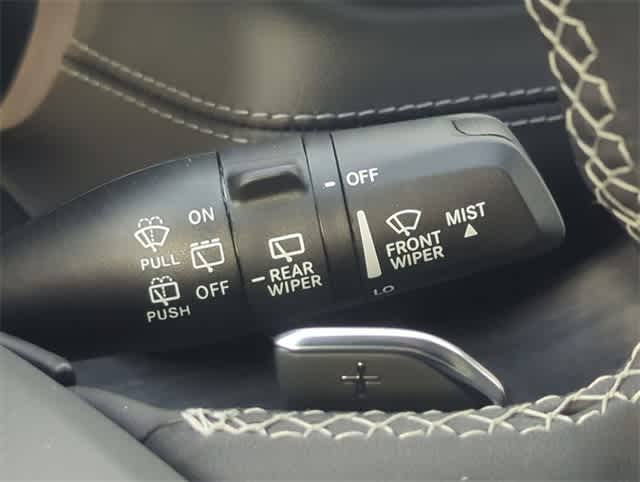 Thumbnail: 2025 Jeep Grand Cherokee - 25