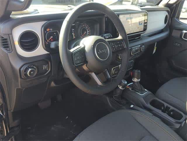 Thumbnail: 2025 Jeep Wrangler - 10