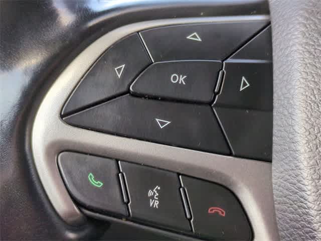 Thumbnail: 2021 Jeep Grand Cherokee - 24