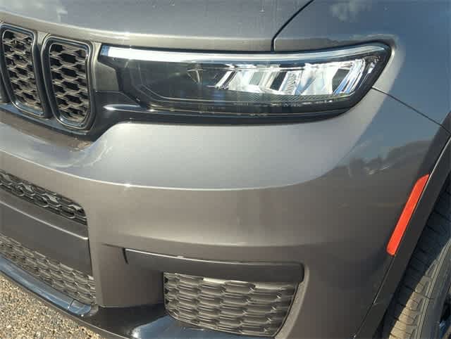 Thumbnail: 2025 Jeep Grand Cherokee L - 3