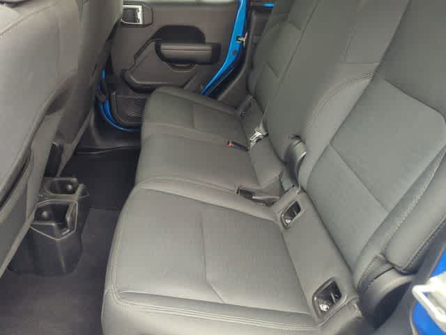 Thumbnail: 2022 Jeep Gladiator - 19