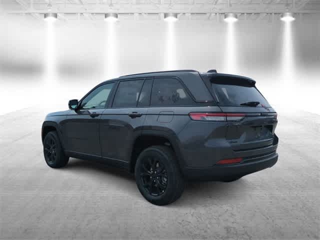 2025 Jeep Grand Cherokee Altitude 6