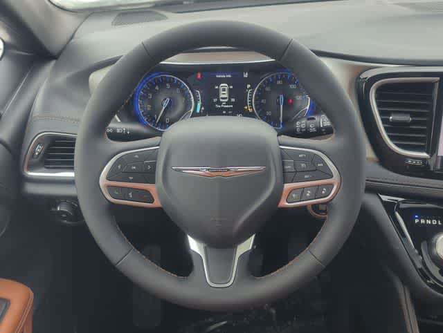 Thumbnail: 2026 Chrysler Pacifica - 25