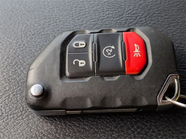 Thumbnail: 2023 Jeep Wrangler - 38