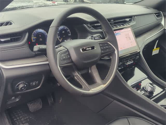 Thumbnail: 2025 Jeep Grand Cherokee - 10