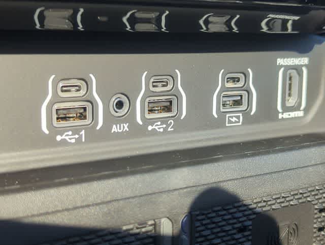 Thumbnail: 2026 RAM 1500 - 32