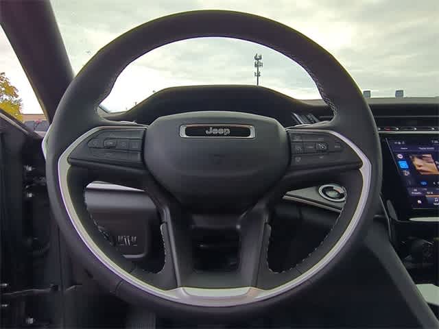 Thumbnail: 2025 Jeep Grand Cherokee - 24