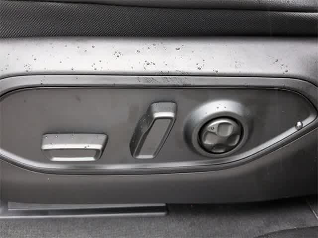 Thumbnail: 2025 Jeep Grand Cherokee L - 17