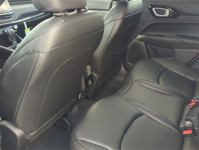 Thumbnail: 2026 Jeep Compass - 18