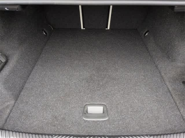 Thumbnail: 2025 BMW i5 - 36