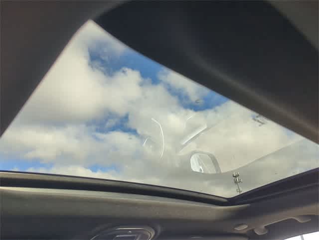 Thumbnail: 2025 Jeep Grand Cherokee - 22