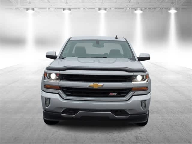 Thumbnail: 2018 Chevrolet Silverado 1500 - 3
