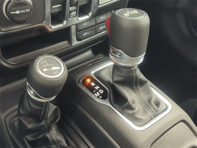 Thumbnail: 2025 Jeep Wrangler - 32