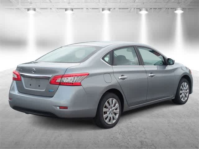 Thumbnail: 2013 Nissan Sentra - 8