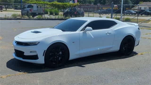 Thumbnail: 2021 Chevrolet Camaro - 4