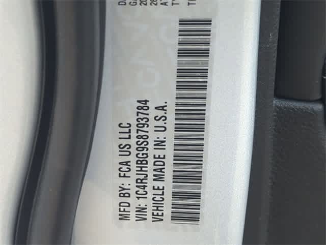 Thumbnail: 2025 Jeep Grand Cherokee - 38