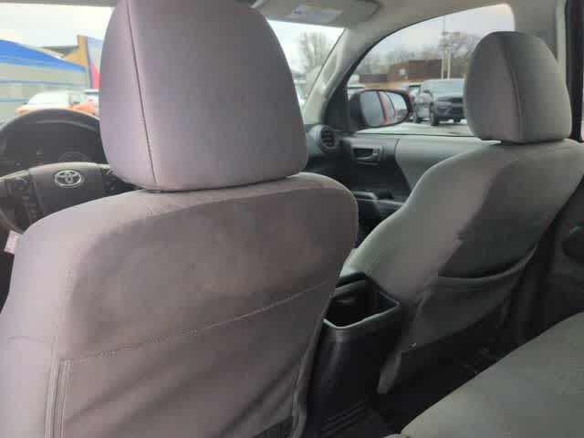 Thumbnail: 2021 Toyota Tacoma - 18