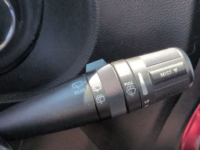 Thumbnail: 2012 Jeep Wrangler - 23