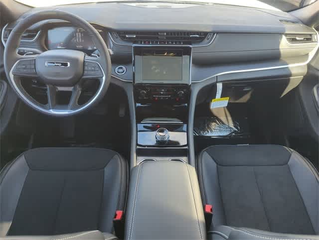 Thumbnail: 2025 Jeep Grand Cherokee - 15