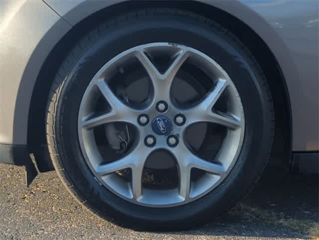 Thumbnail: 2013 Ford Focus - 14